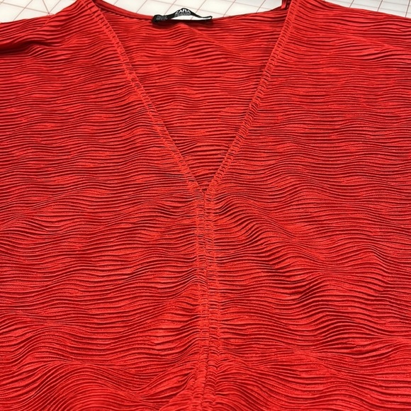 ZARA Kimono SLV Shimmer Ribbed Draped Lettuce Edge V-Neck Red Midi Party Dress S - Picture 8 of 16